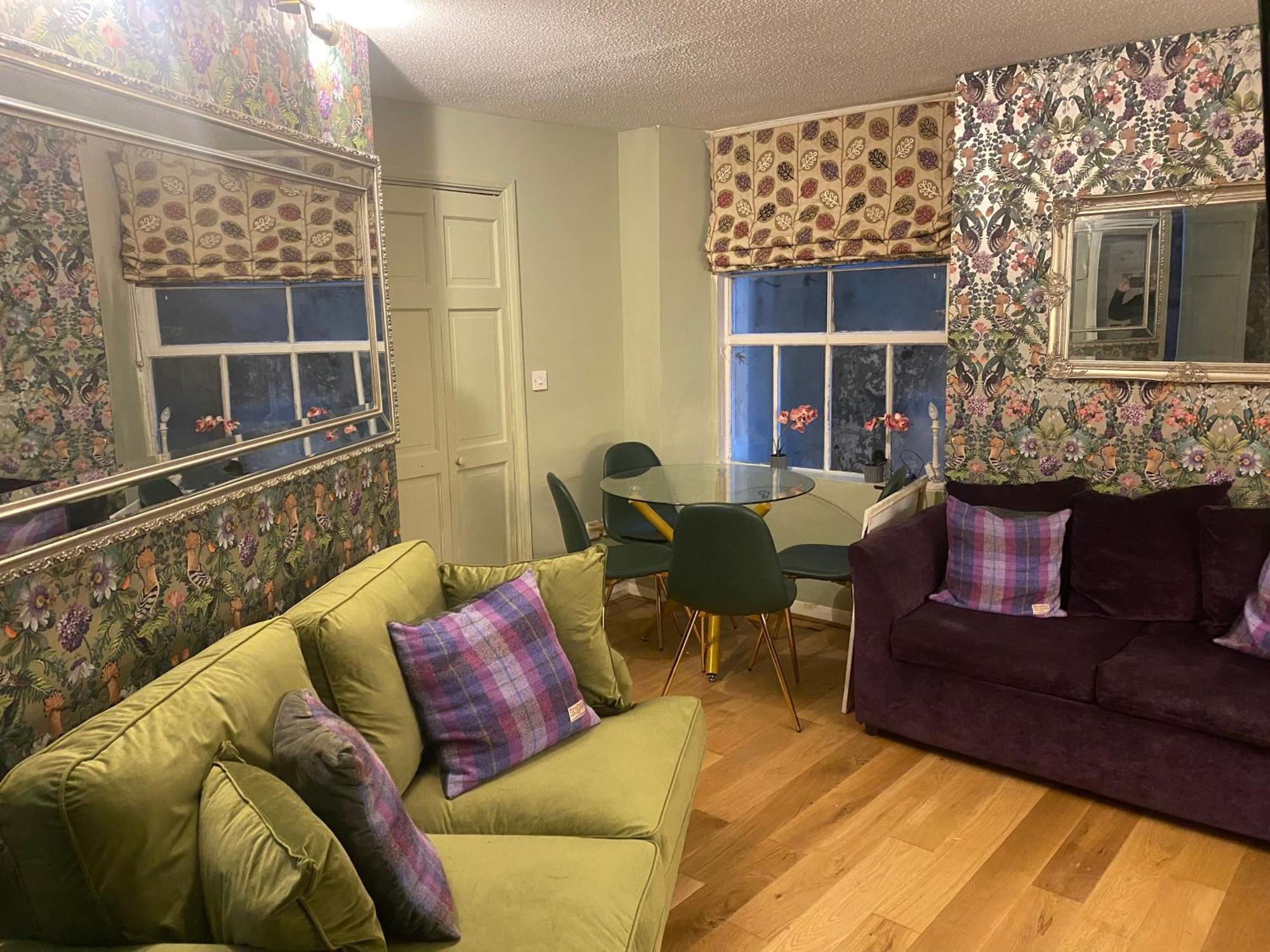 Quiet Lower Floor 2 Bed City Apartment With Private Patio Garden Bath Eksteriør billede