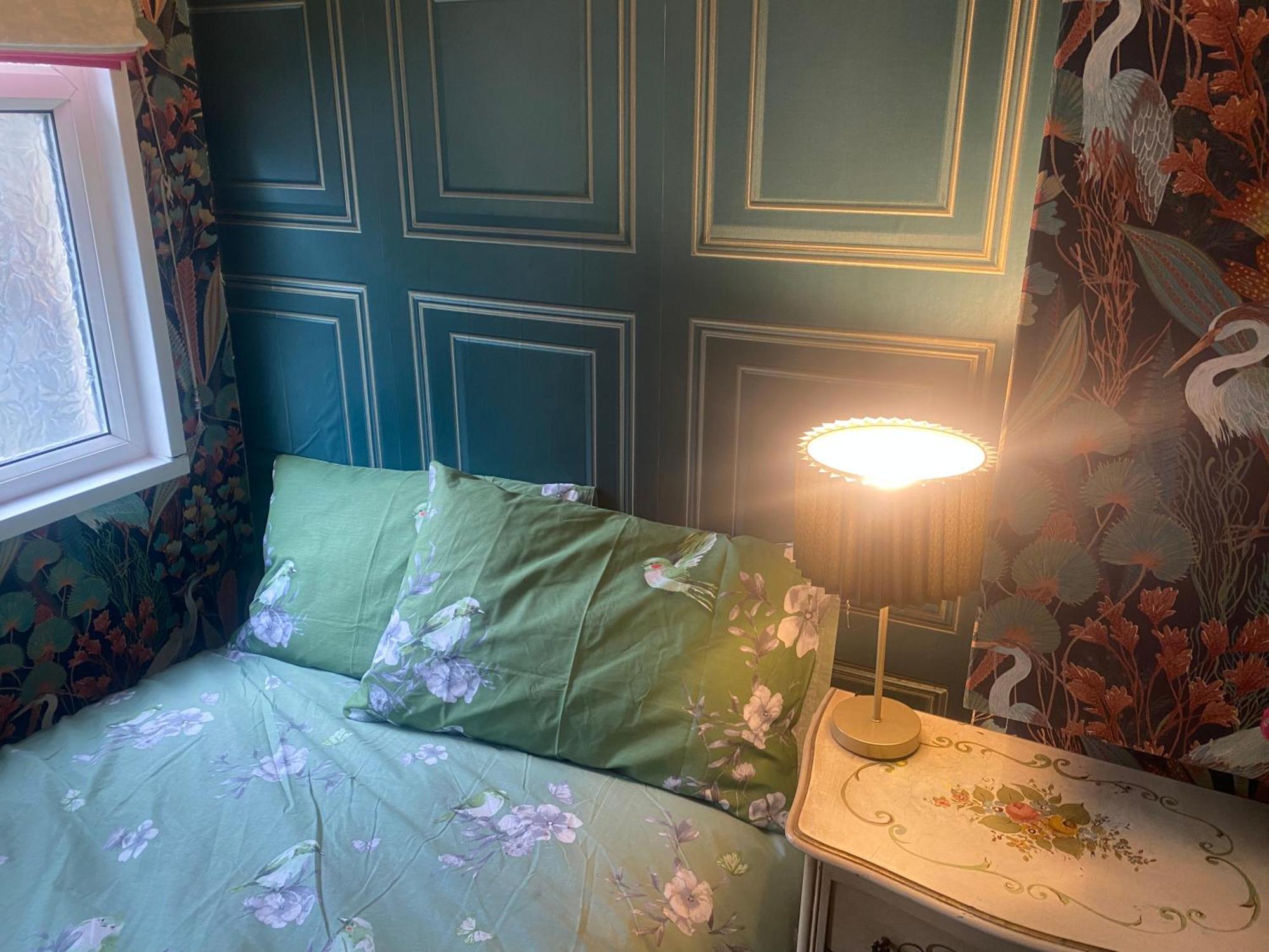 Quiet Lower Floor 2 Bed City Apartment With Private Patio Garden Bath Eksteriør billede