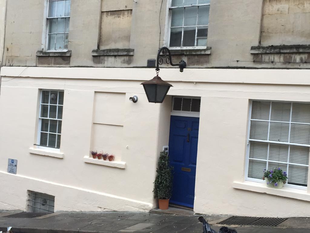 Quiet Lower Floor 2 Bed City Apartment With Private Patio Garden Bath Eksteriør billede