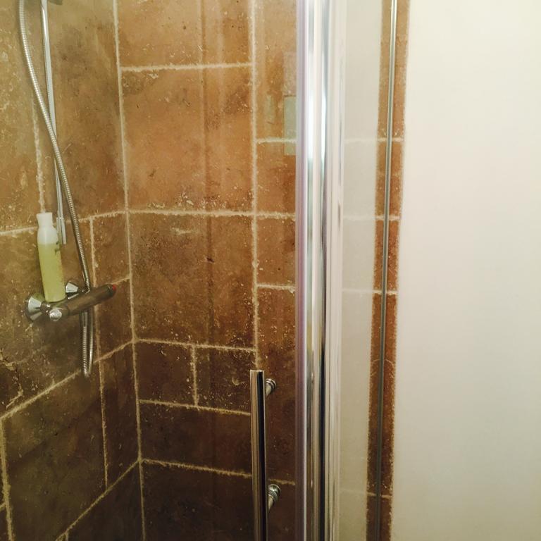 Quiet Lower Floor 2 Bed City Apartment With Private Patio Garden Bath Eksteriør billede